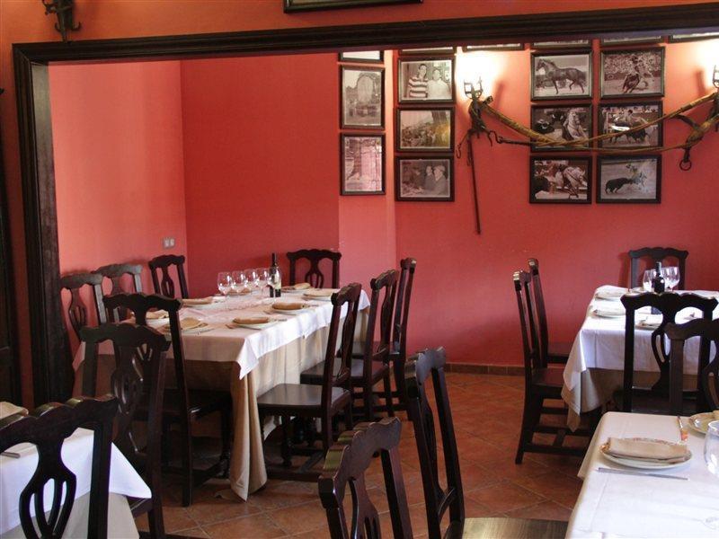 Hostal Pechi Huévar エクステリア 写真