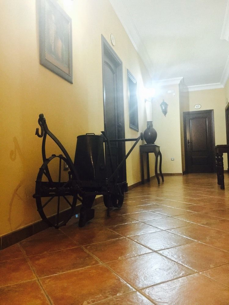 Hostal Pechi Huévar エクステリア 写真